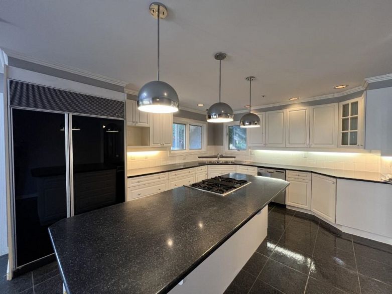 8575 CAPTAINS COVE, Vancouver BC V6P 6S1