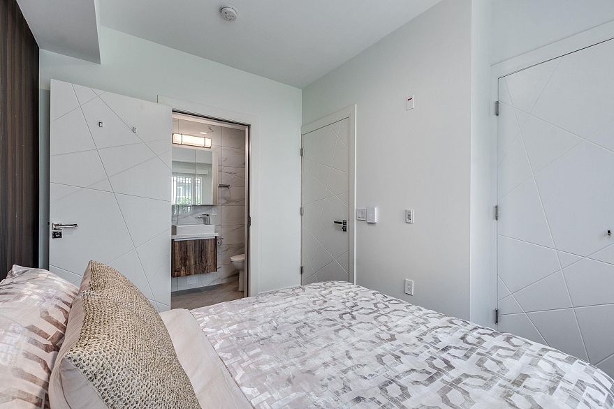 306 1168 PENDRELL, Vancouver BC V6E 1L4