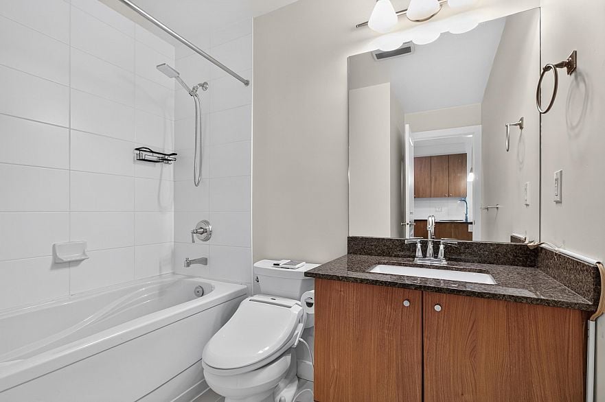 213 250 FRANCIS WAY, New Westminster BC V3L 0E6