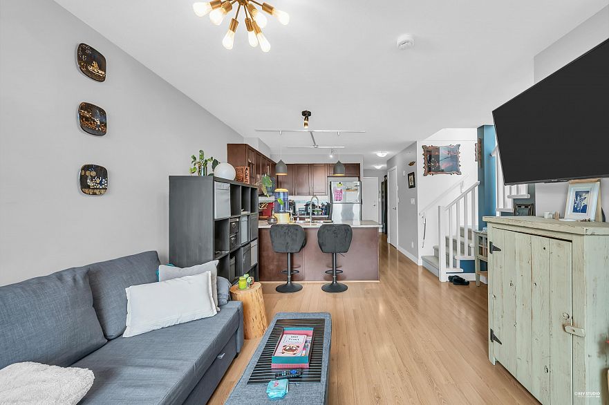 PH20 2150 E Hastings Street