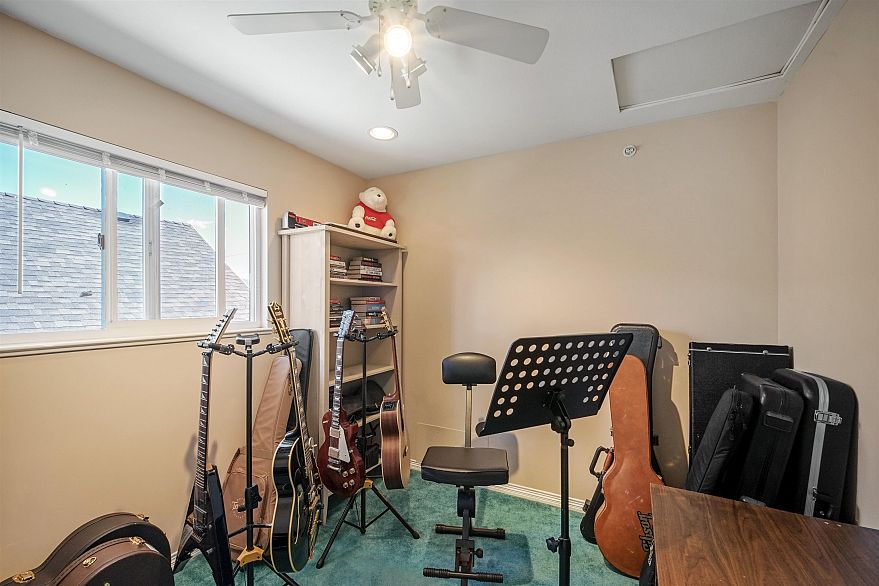 3978 Victoria Drive