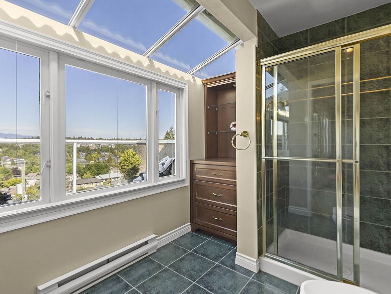 4394 Quesnel Drive