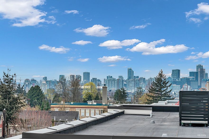 PH20 2150 E Hastings Street