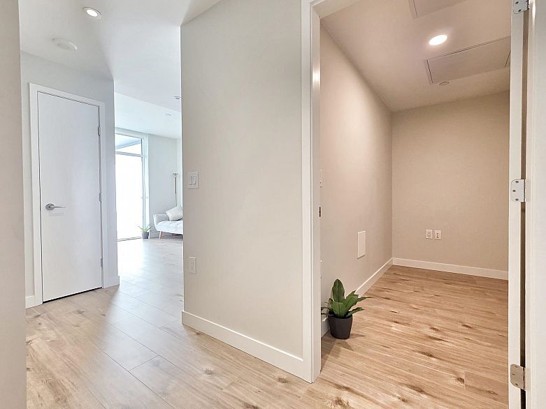 1503 3430 Kent Avenue South