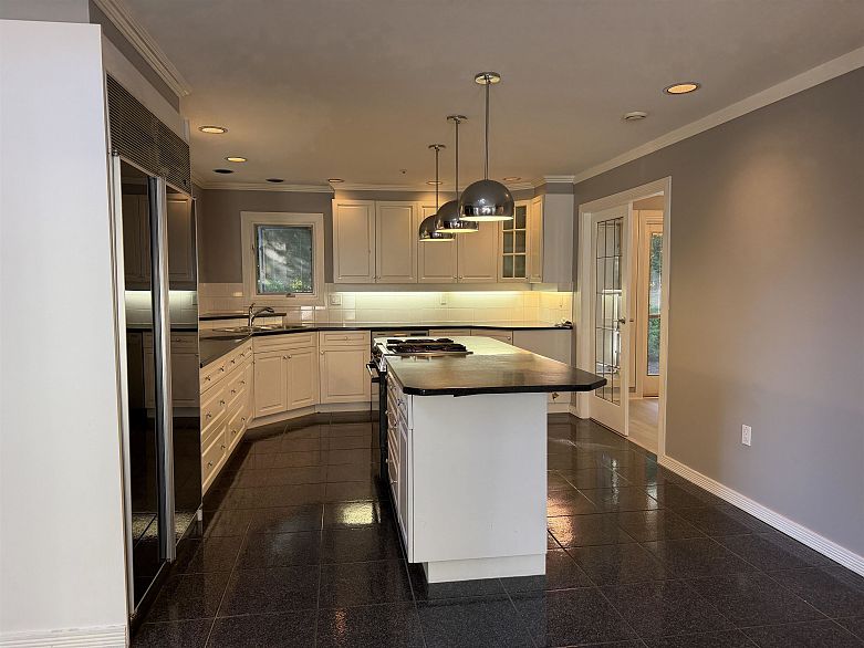 8575 CAPTAINS COVE, Vancouver BC V6P 6S1