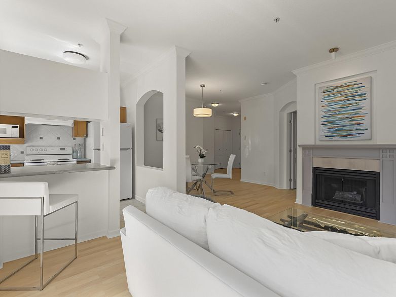 412 5605 Hampton Place