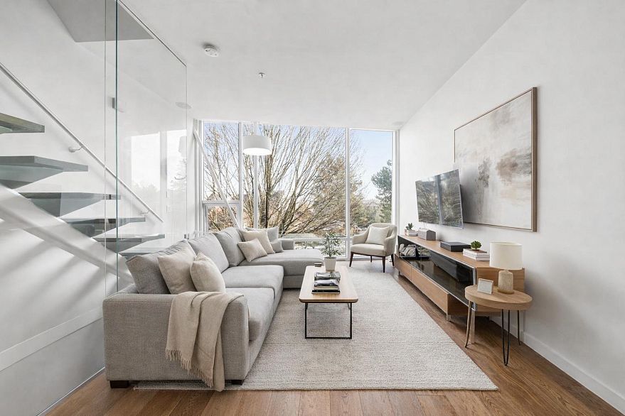 3485 Victoria Drive