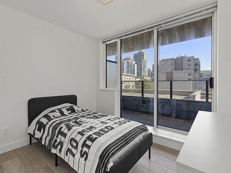 506 1325 Rolston Street