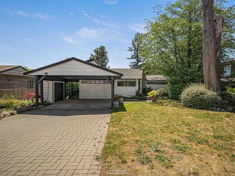 947 Evergreen Place