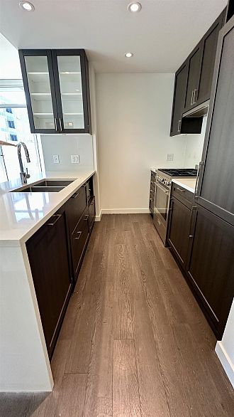 3301 5470 Ormidale Street