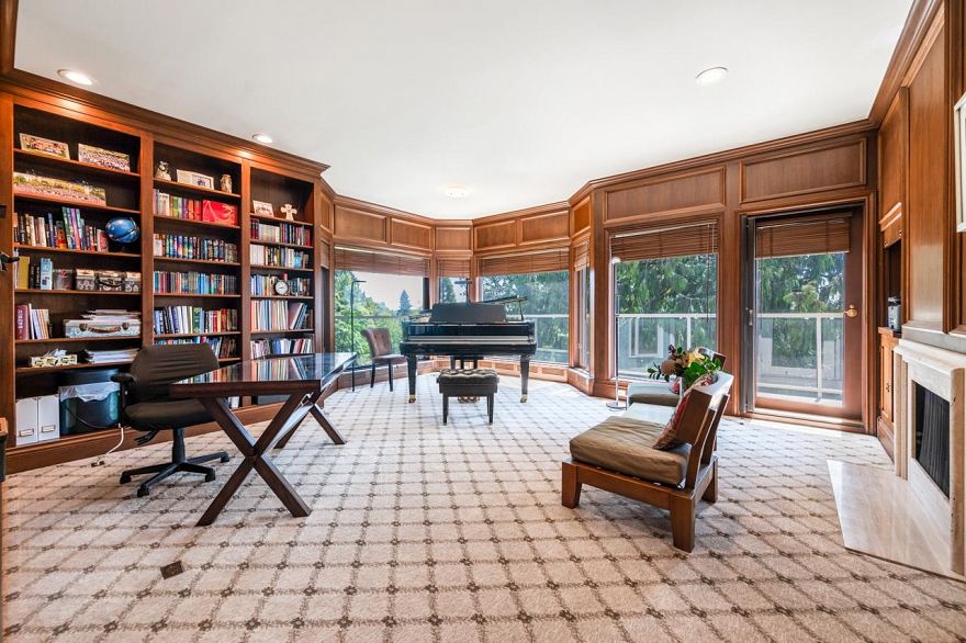 2408 SW Marine Drive