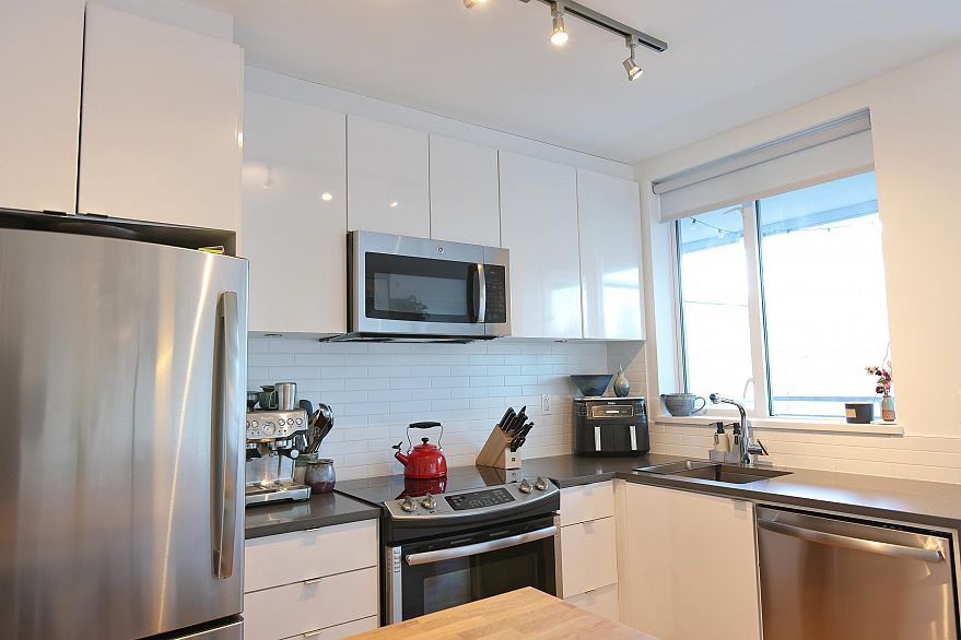 3XX 289 E 6TH AVENUE, Vancouver BC V5T 0E9