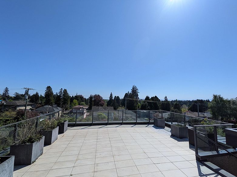3950 W 37th Avenue