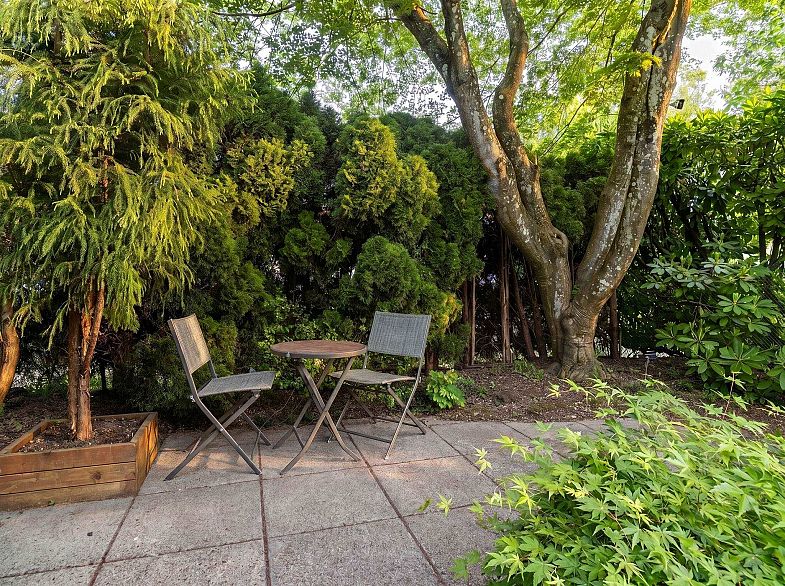 3542 W 2nd Avenue