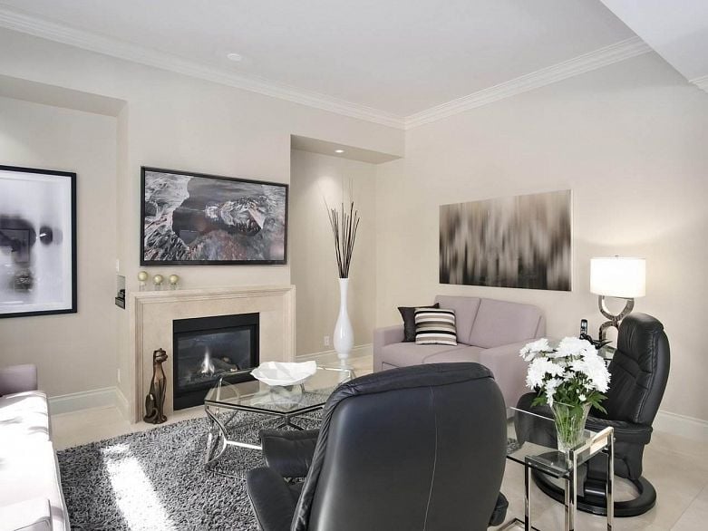410 Beach Crescent