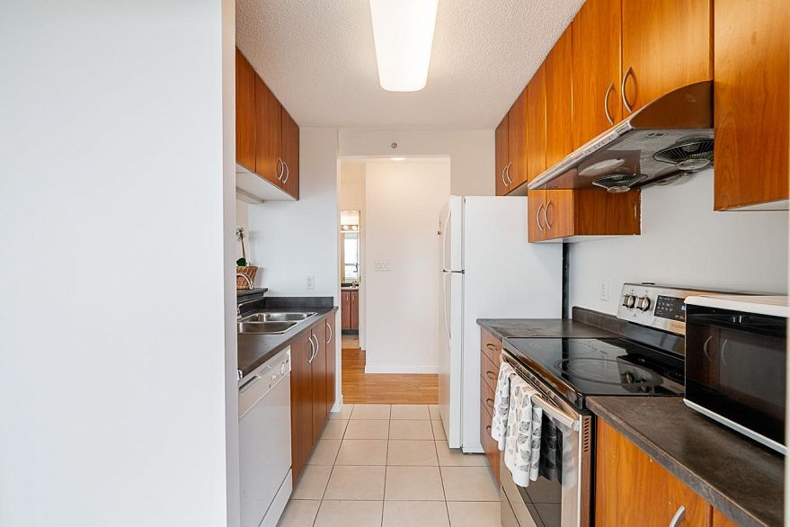 2409 3663 Crowley Drive