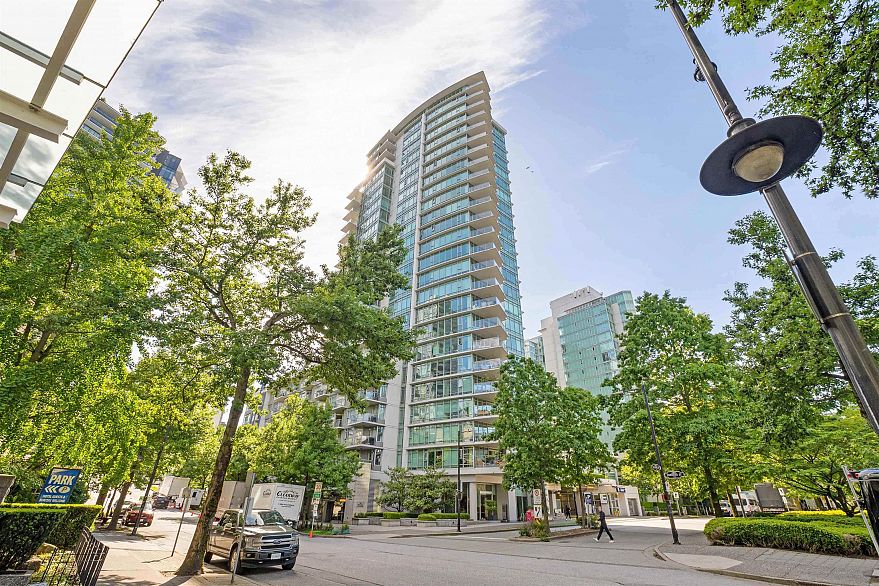 1904 1616 Bayshore Drive