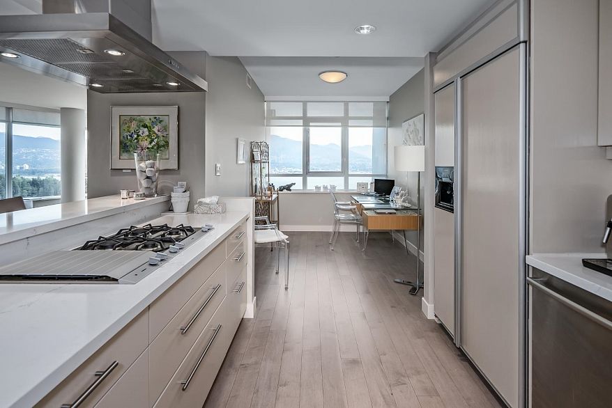 2401 1233 W Cordova Street