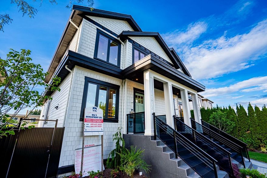 2623 Mcbain Avenue