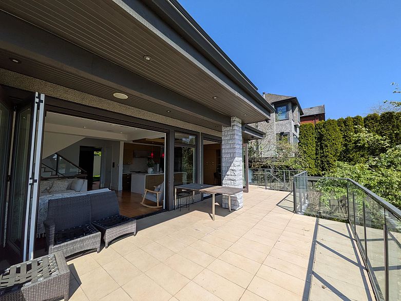 3950 W 37th Avenue