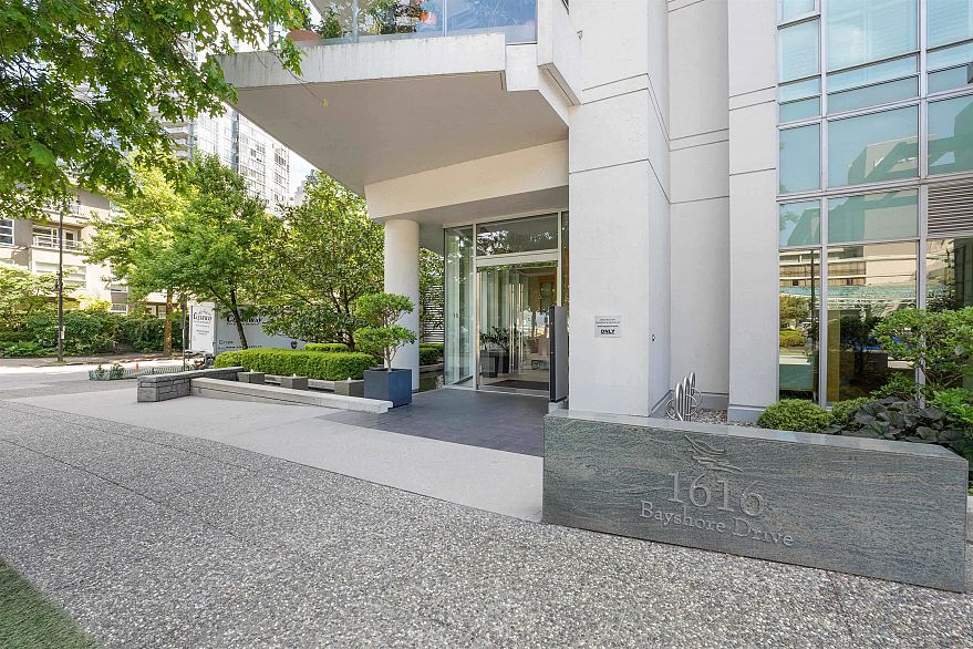 1904 1616 Bayshore Drive