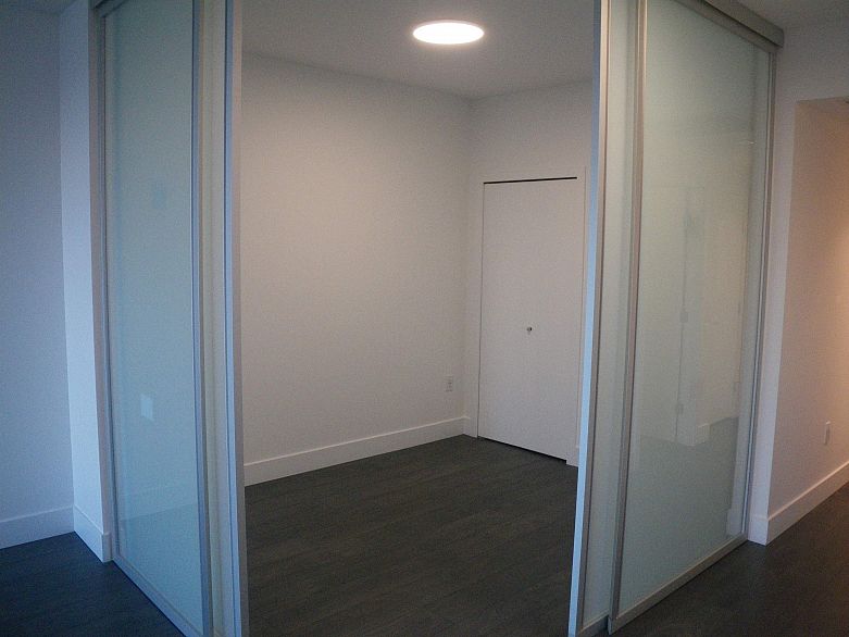 316 2435 Kingsway