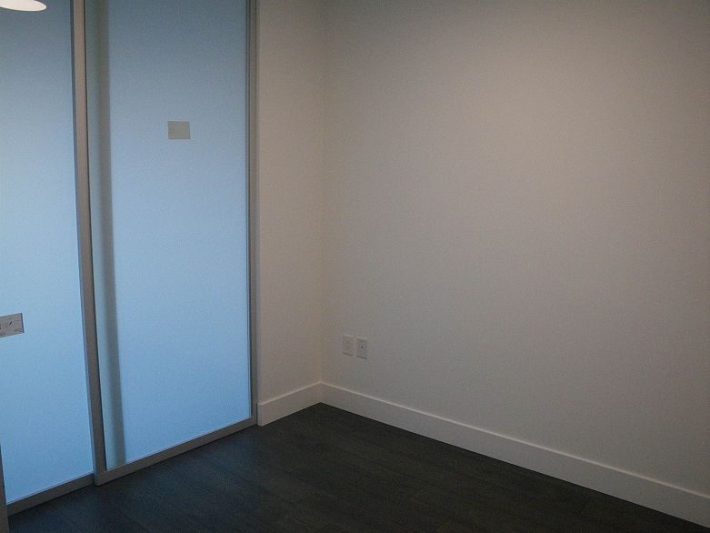 316 2435 Kingsway