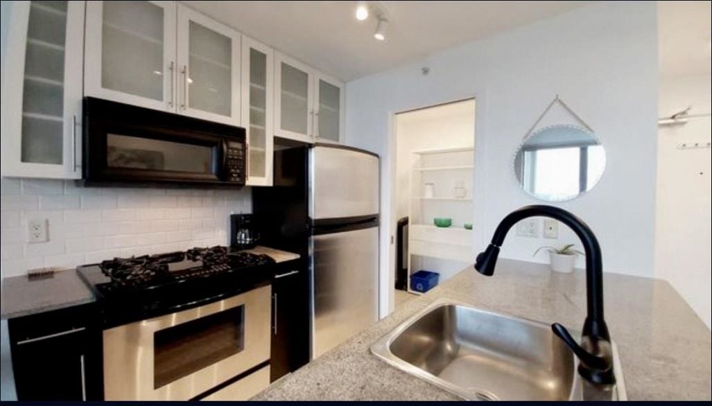 1905 1225 RICHARDS STREET, Vancouver BC V6B 1E6