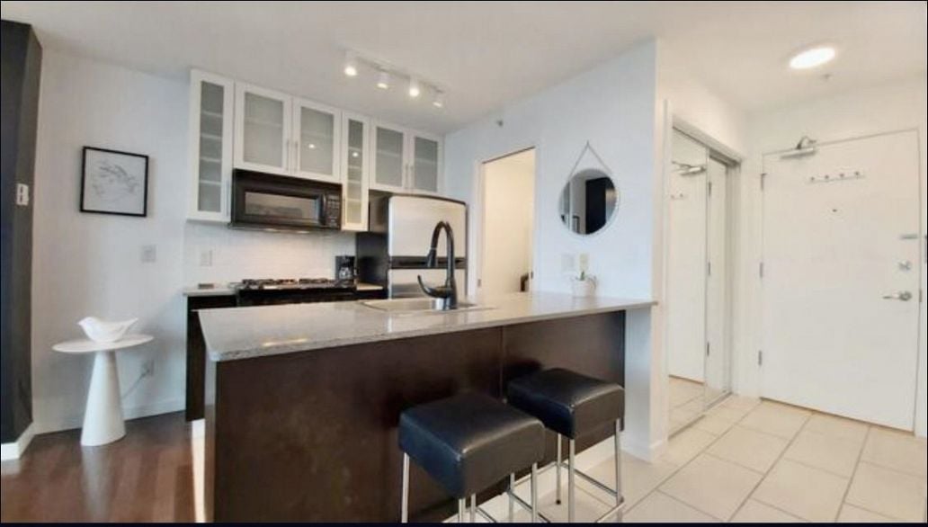 1905 1225 RICHARDS STREET, Vancouver BC V6B 1E6