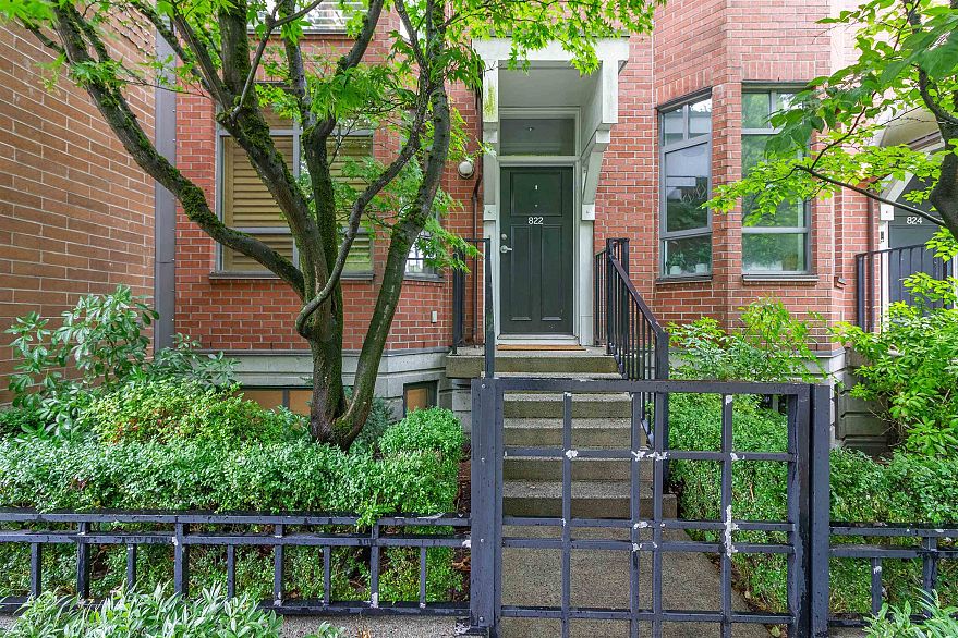 822 W 6th Avenue