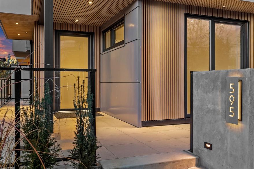 595 W 29th Avenue