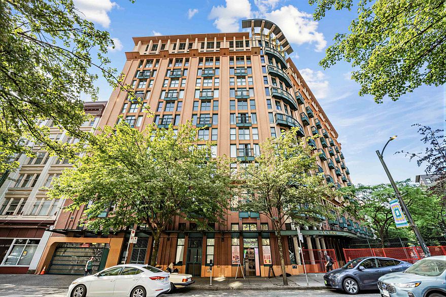 302 22 E Cordova Street