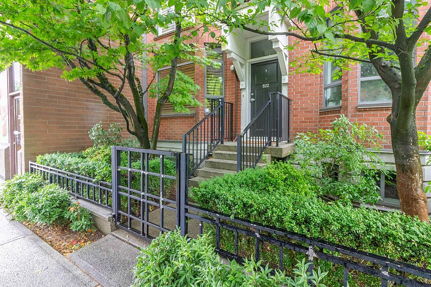822 W 6th Avenue