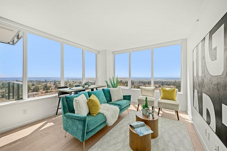 1904 6463 Silver Avenue