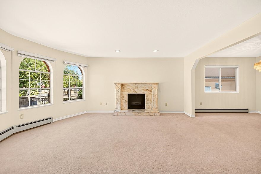7275 Victoria Drive
