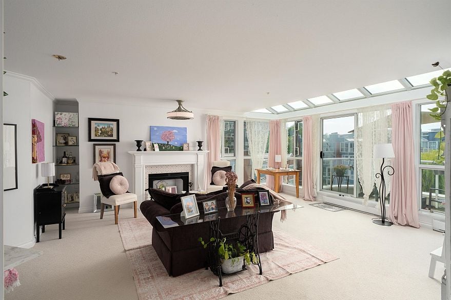 405 1502 Island Park Walk