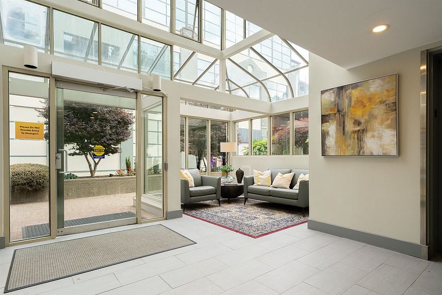 405 1502 Island Park Walk