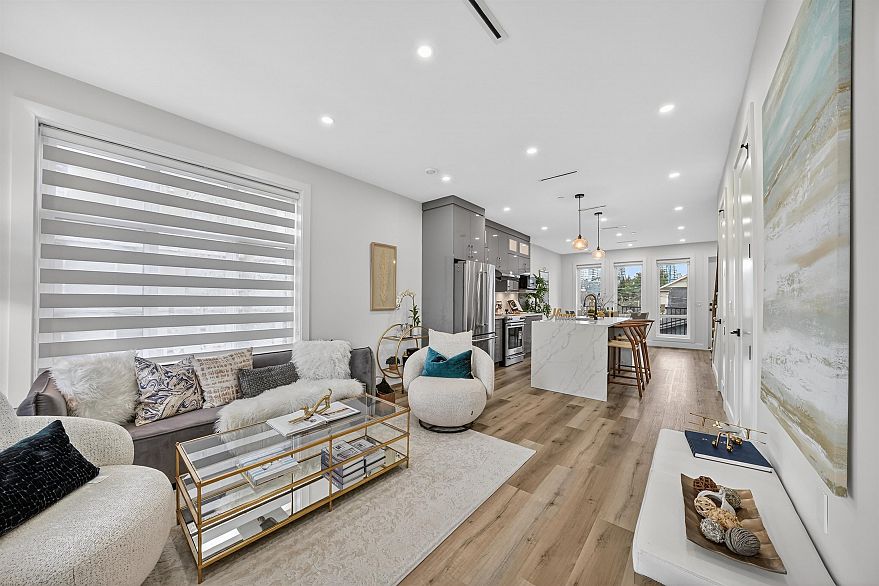 516 W 60th Avenue