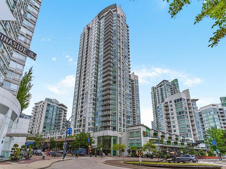 2807 1199 Marinaside Crescent