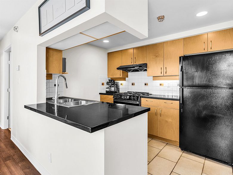2807 1199 Marinaside Crescent
