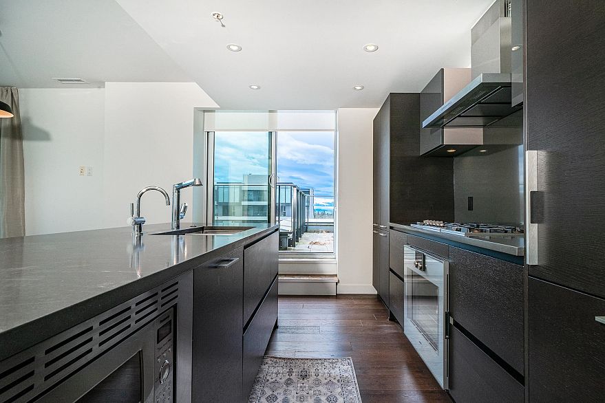 603 1515 Atlas Lane