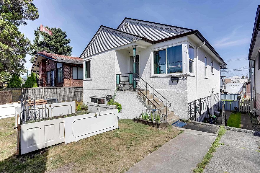 936 Nanaimo Street
