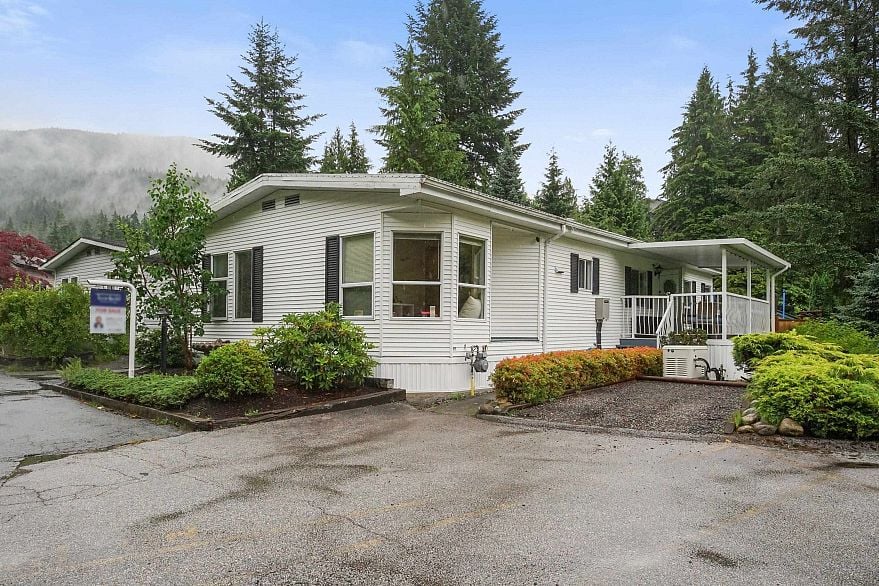 78 3295 Sunnyside Road