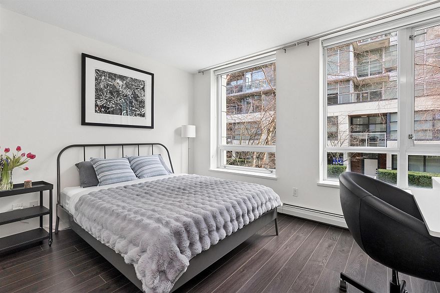 156 W 1st Avenue