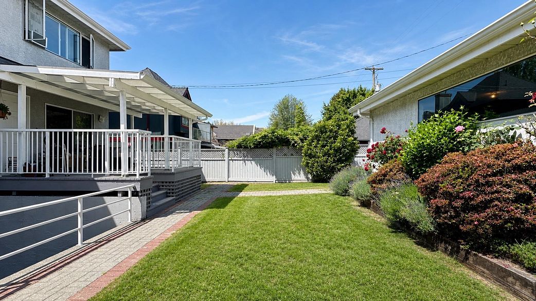 3713 W 31st Avenue