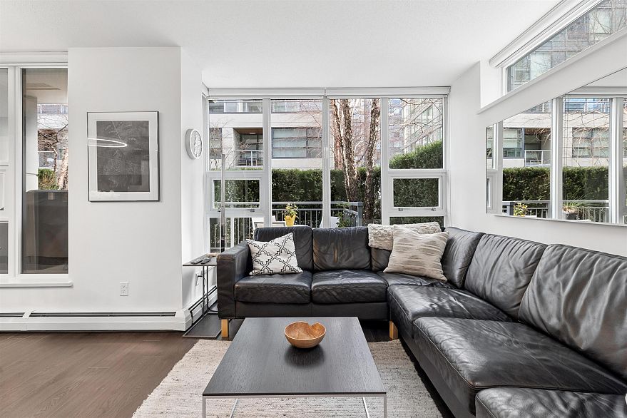 156 W 1st Avenue
