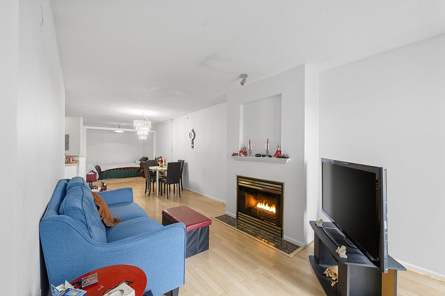 PH23 760 Kingsway