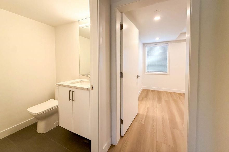1955 W 1ST, Vancouver BC V6J 1G7