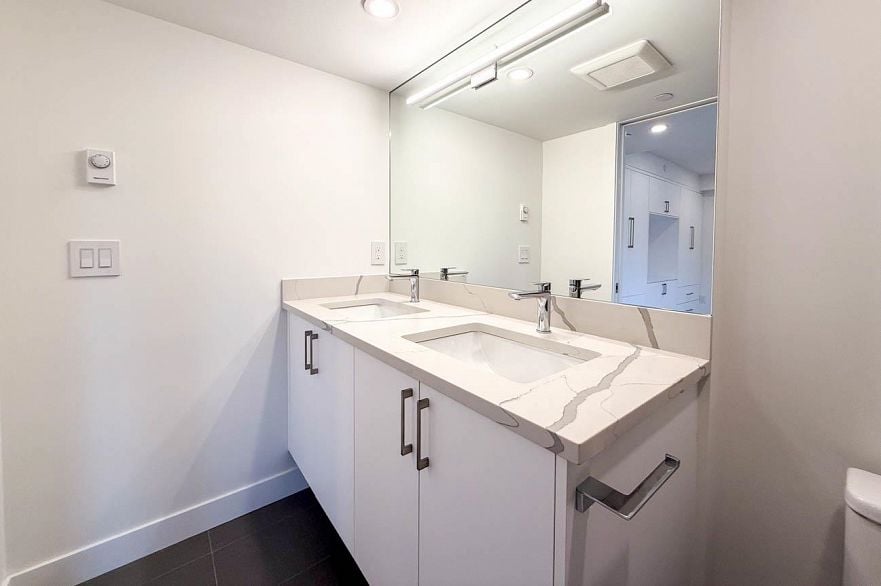 1955 W 1ST, Vancouver BC V6J 1G7