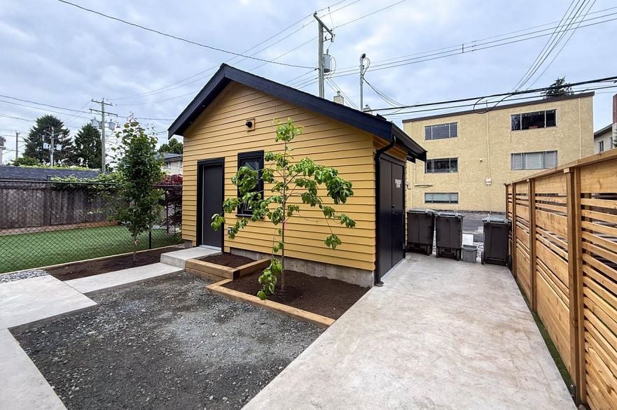 1955 W 1ST, Vancouver BC V6J 1G7